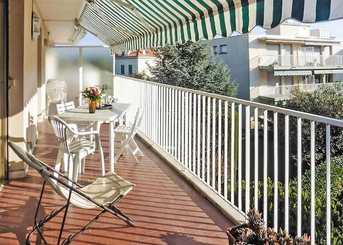 Les Jardins De L'ermitage By Interhome *